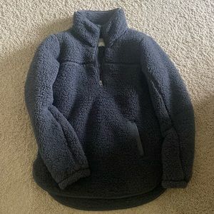 Abercrombie and Fitch fleece half zip pullover